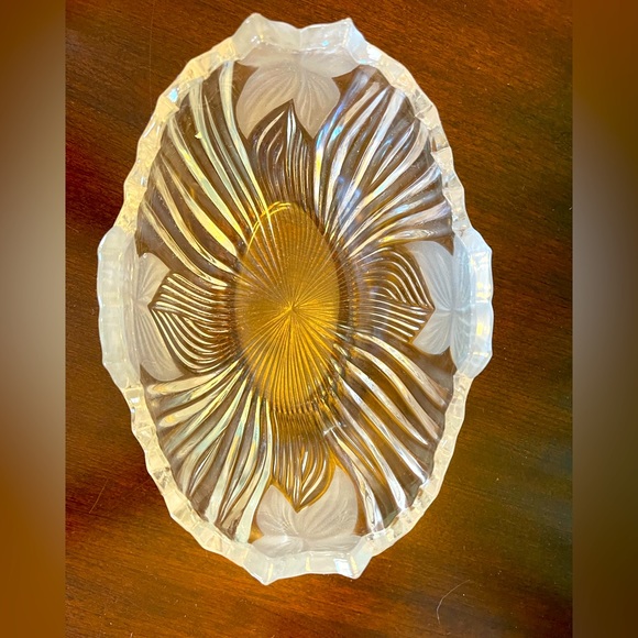 SALE MIKASA Oval Crystal Candy Nut Dish Deep Cut Ridges Scalloped - Picture 4 of 4